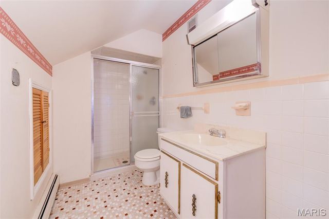 2940 Moniteau Drive, St Louis, MO 63121