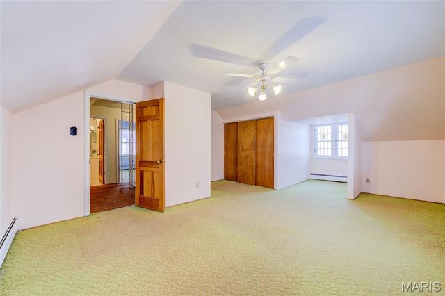 2940 Moniteau Drive, St Louis, MO 63121