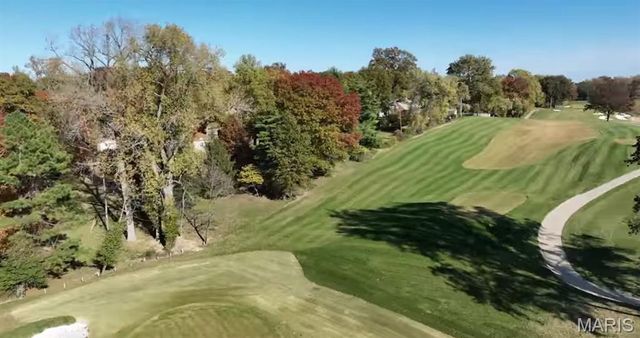 2940 Moniteau Drive, St Louis, MO 63121