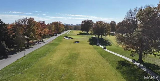 2940 Moniteau Drive, St Louis, MO 63121