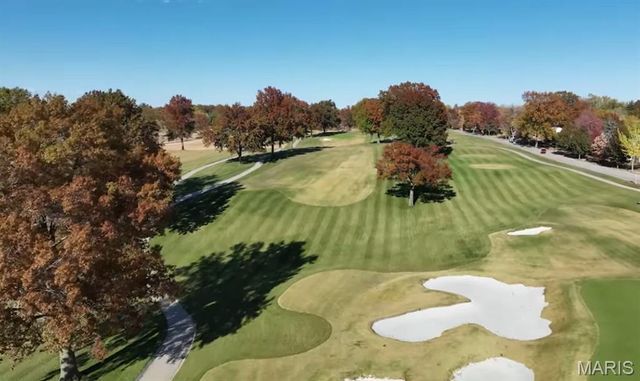 2940 Moniteau Drive, St Louis, MO 63121