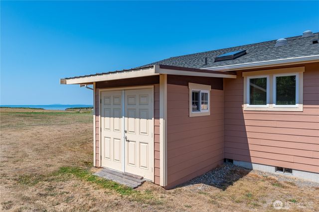 645 Monterey Avenue, Coupeville, WA 98239