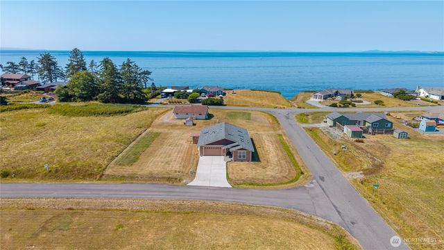645 Monterey Avenue, Coupeville, WA 98239