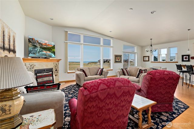 645 Monterey Avenue, Coupeville, WA 98239