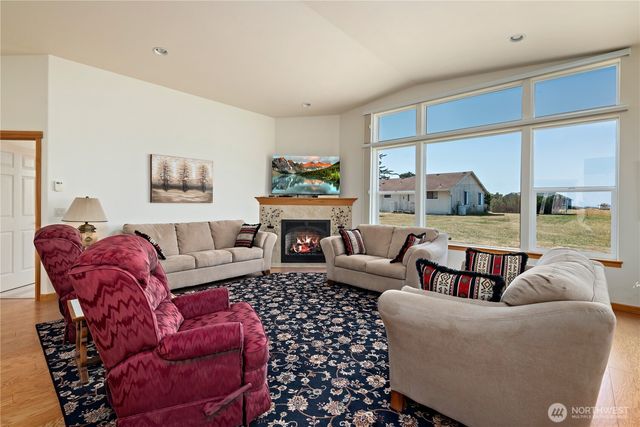 645 Monterey Avenue, Coupeville, WA 98239