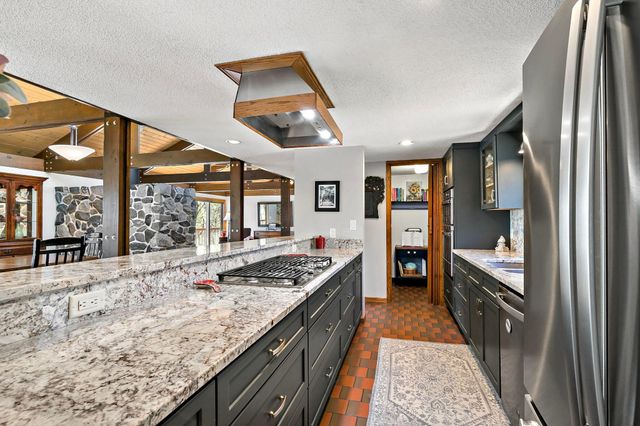 7481 Long Lake Road, Willmar, MN 56201
