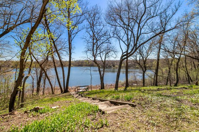 7481 Long Lake Road, Willmar, MN 56201