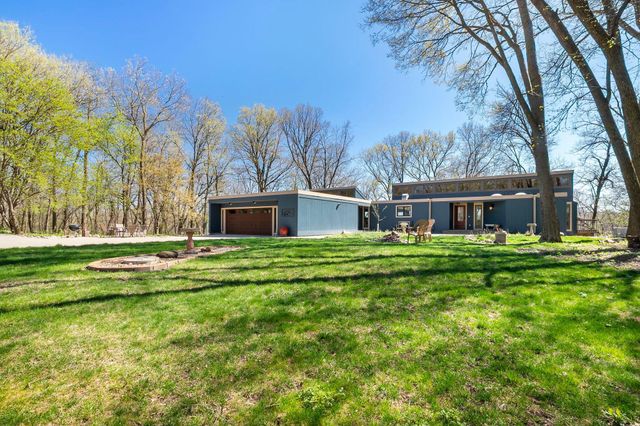 7481 Long Lake Road, Willmar, MN 56201
