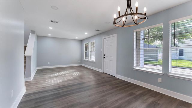 3819 W Traditions Court, Houston, TX 77082