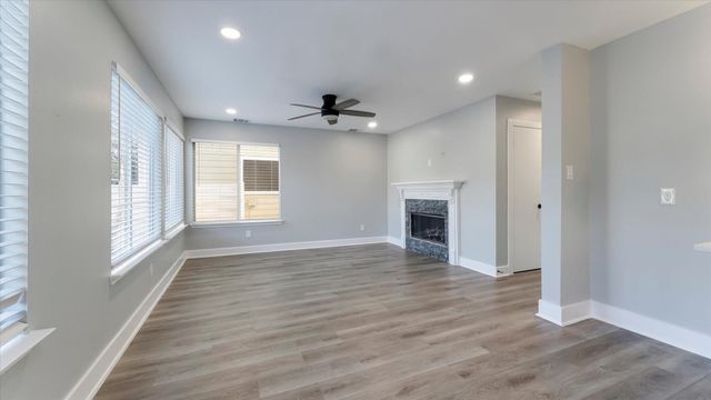 3819 W Traditions Court, Houston, TX 77082