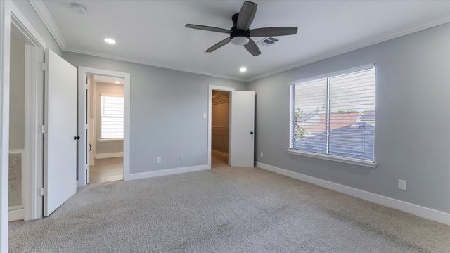 3819 W Traditions Court, Houston, TX 77082