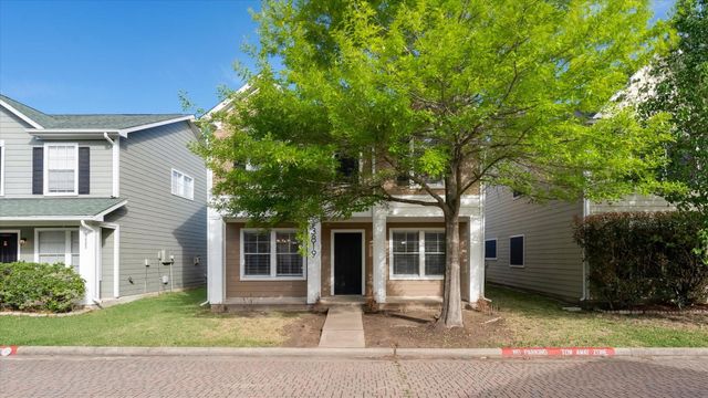 3819 W Traditions Court, Houston, TX 77082