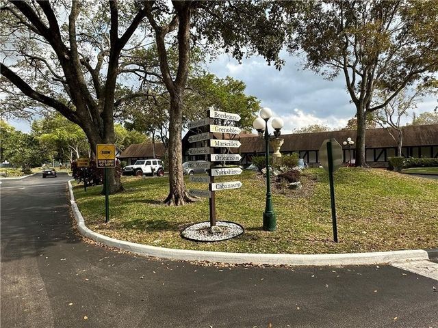 3680 Inverrary Drive 3r, Lauderhill, FL 33319