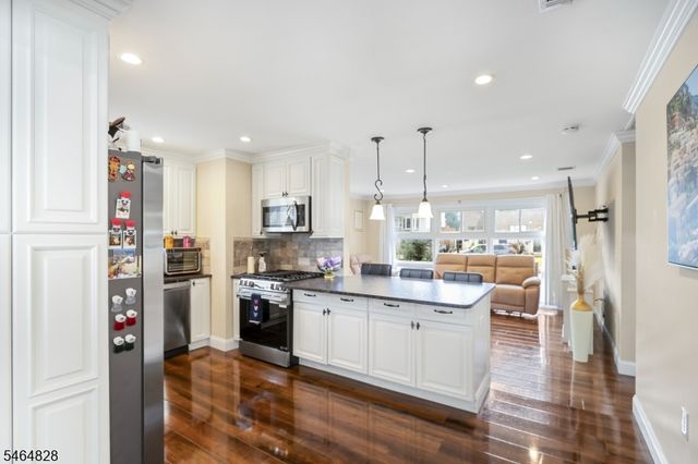 1519 Washington Ave, Pompton Lakes Boro, NJ 07442