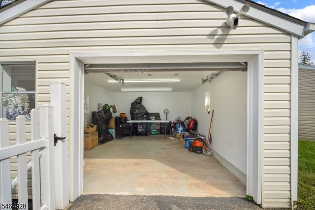 1519 Washington Ave, Pompton Lakes Boro, NJ 07442