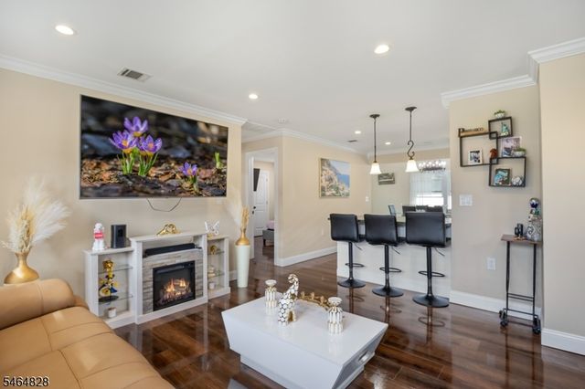 1519 Washington Ave, Pompton Lakes Boro, NJ 07442