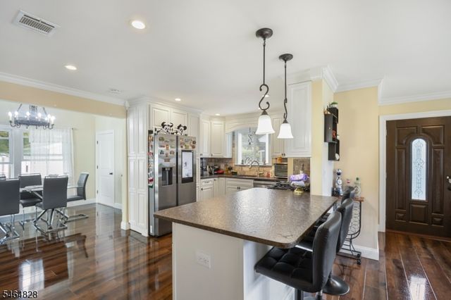 1519 Washington Ave, Pompton Lakes Boro, NJ 07442