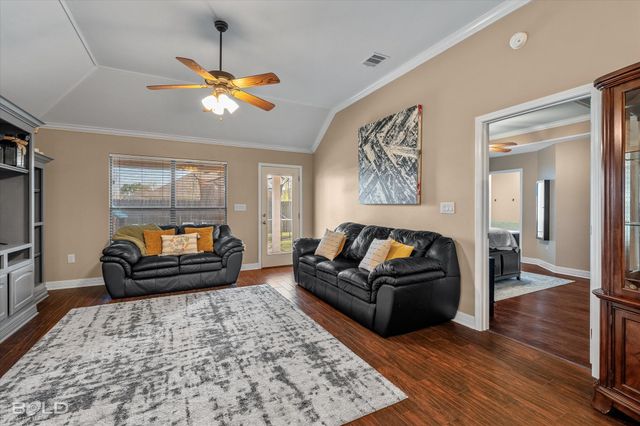 3709 Sabine Pass Drive, Bossier City, LA 71111