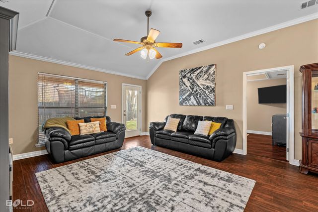3709 Sabine Pass Drive, Bossier City, LA 71111