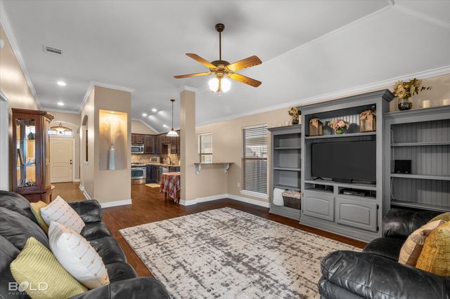 3709 Sabine Pass Drive, Bossier City, LA 71111