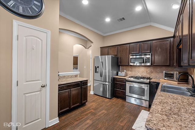 3709 Sabine Pass Drive, Bossier City, LA 71111