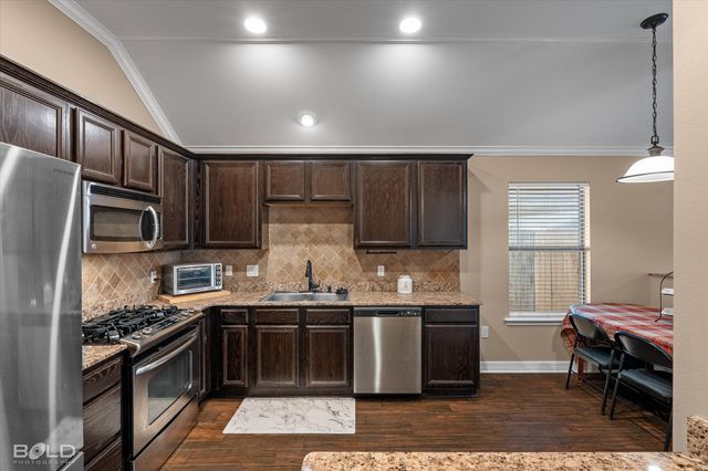 3709 Sabine Pass Drive, Bossier City, LA 71111