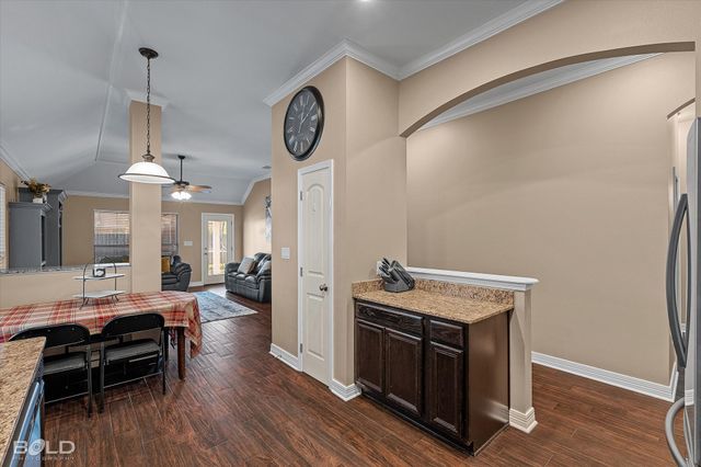 3709 Sabine Pass Drive, Bossier City, LA 71111