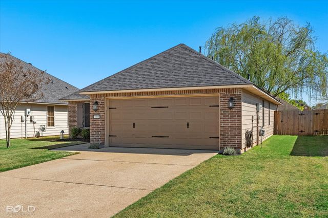 3709 Sabine Pass Drive, Bossier City, LA 71111