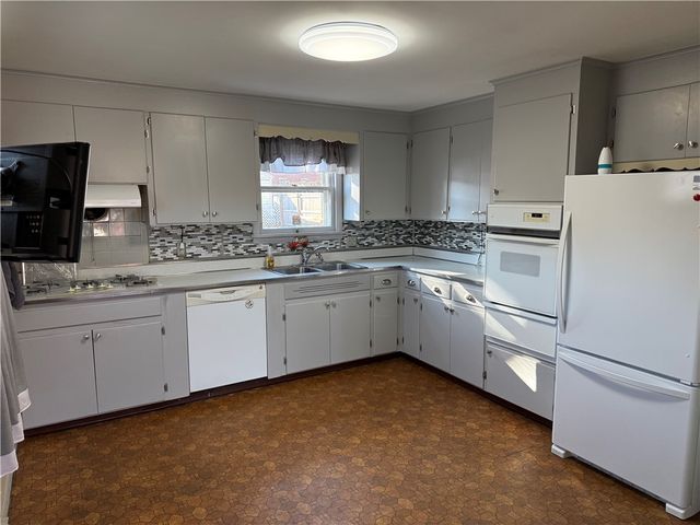 1145 Maple Street, Rochester, NY 14611