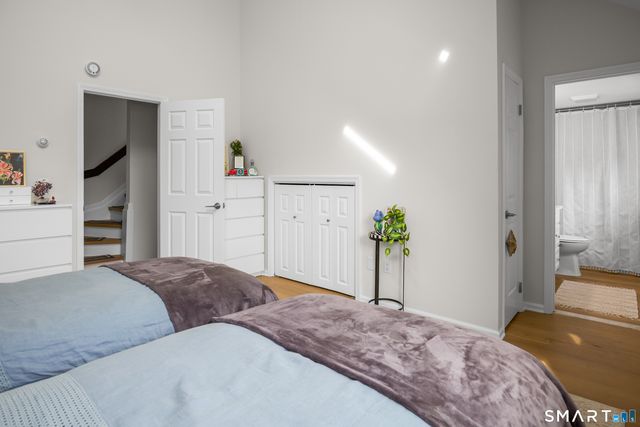 105 Harbor Drive 112, Stamford, CT 06902