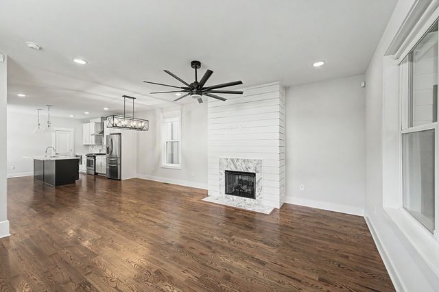 1911B 15th Ave, N, Nashville, TN 37208