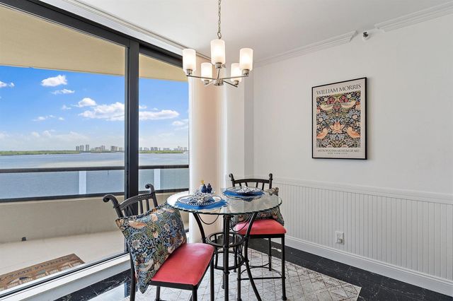 100 Lakeshore Drive 457, North Palm Beach, FL 33408