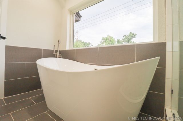 2503 S Birmingham Avenue, Tulsa, OK 74114