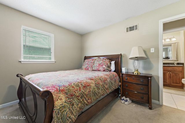 1912 Woodmont Street, Pascagoula, MS 39567