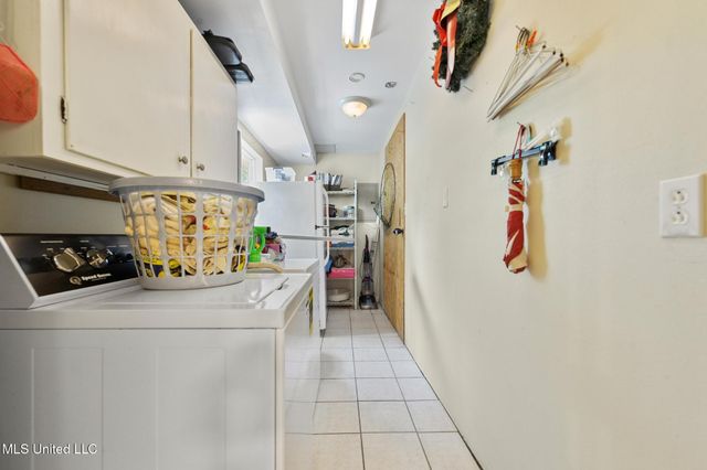 1912 Woodmont Street, Pascagoula, MS 39567
