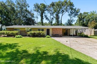 1912 Woodmont Street, Pascagoula, MS 39567