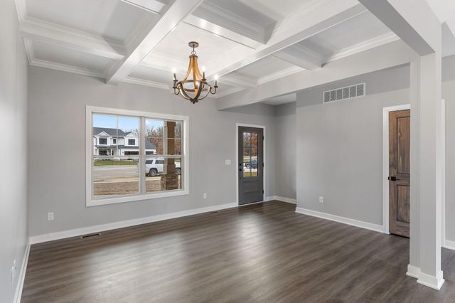 21 E 792 N, Lake Village, IN 46349