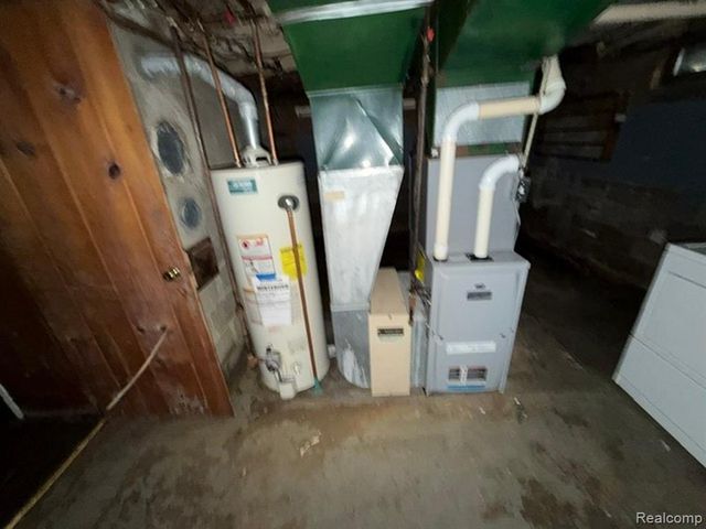 6435 S State Road, Goodrich, MI 48438