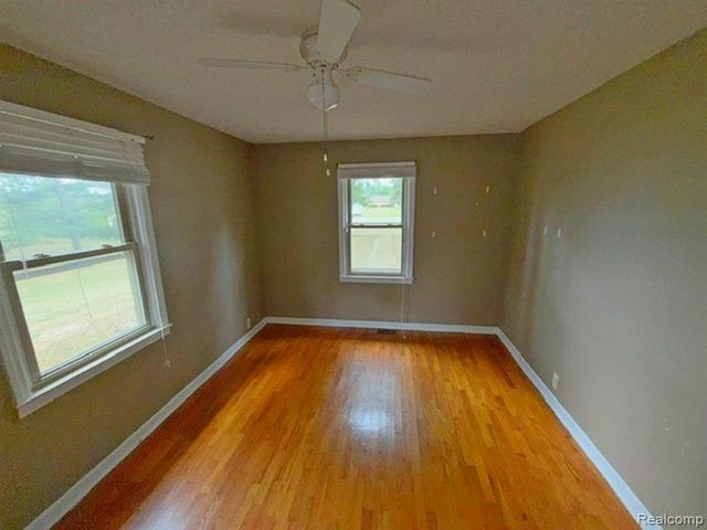 6435 S State Road, Goodrich, MI 48438