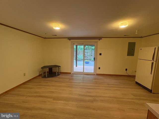 5930 LANGTON DR, Franconia, VA 22310