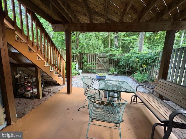 5930 LANGTON DR, Franconia, VA 22310