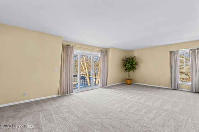 521 Zorn Ave APT G11, Louisville, KY 40206