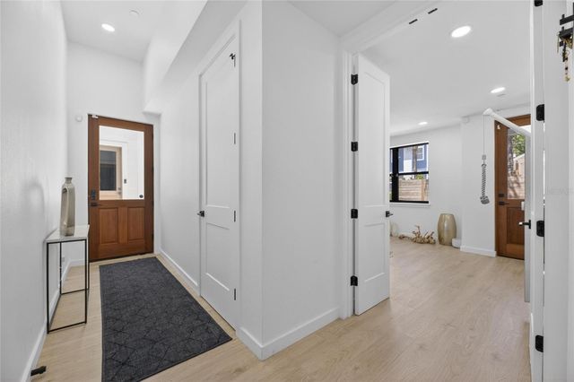 1801 N MORGAN STREET 11, Tampa, FL 33602