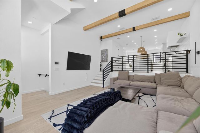 1801 N MORGAN STREET 11, Tampa, FL 33602