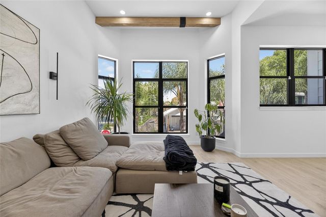 1801 N MORGAN STREET 11, Tampa, FL 33602