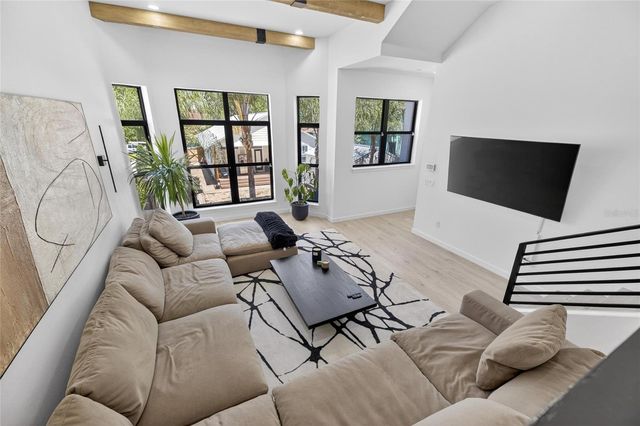 1801 N MORGAN STREET 11, Tampa, FL 33602