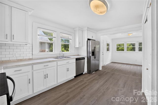 216 W Shannonhouse Street, Shelby, NC 28152