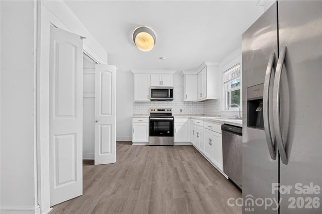 216 W Shannonhouse Street, Shelby, NC 28152