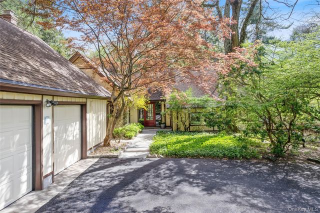 20 Lewis Road, Irvington, NY 10533