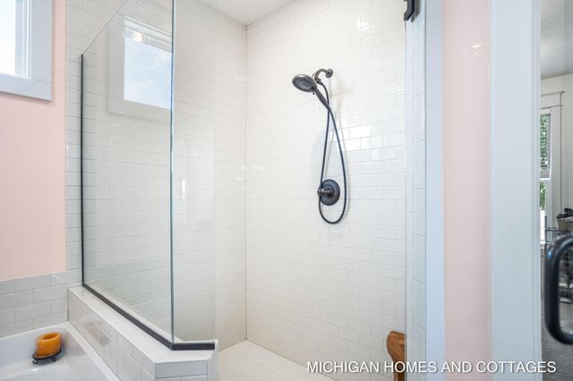 4401 Grand Point, Holland, MI 49424